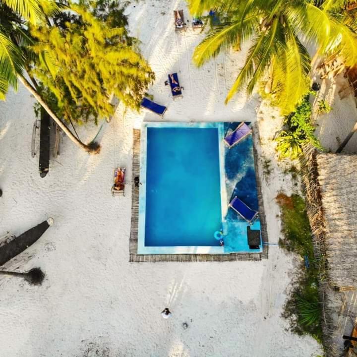Drifters Zanzibar Hostel ปาเยอ ภายนอก รูปภาพ